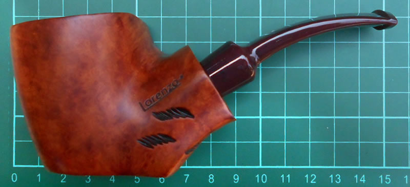 Lorenzo Summa Cum Laude spot carved smoking pipe